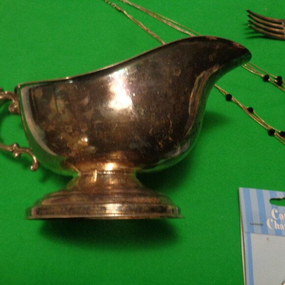 ANTIQUE SILVERPLATE CREAMER & 2 EARLY PLATED ORNATE FORKS NECKLACE CHARM… - Picture 4 of 12